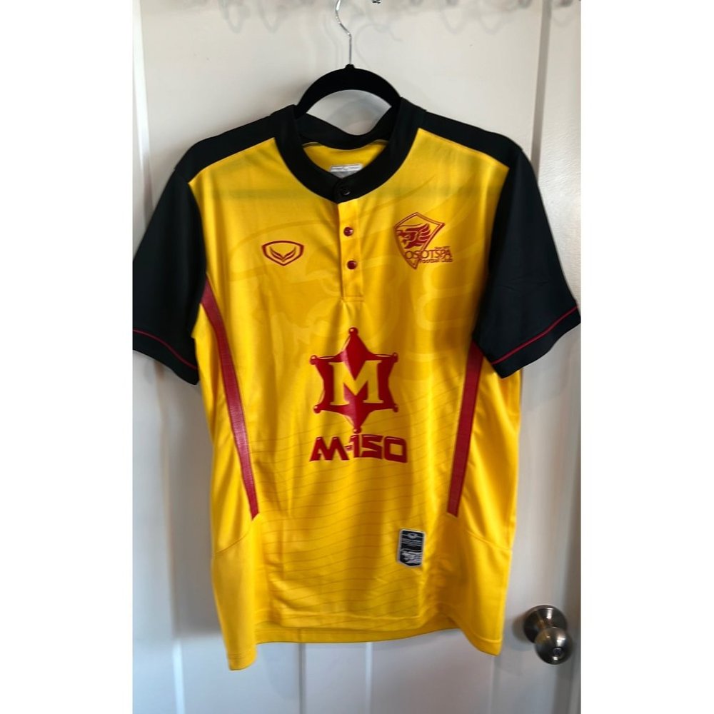 Osotspa FC M-150 soccer jersey, a football shirt from a professional Thai club.
